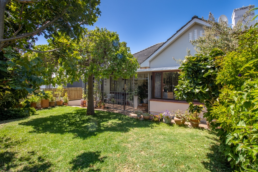 3 Bedroom Property for Sale in Fish Hoek Western Cape